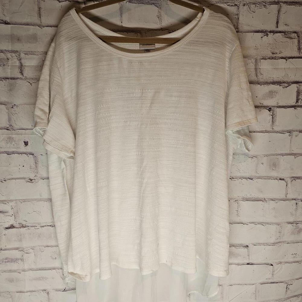 Avenue White Shirt with Lacy Back